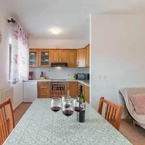https://apartments-prekalj.in-istria.net